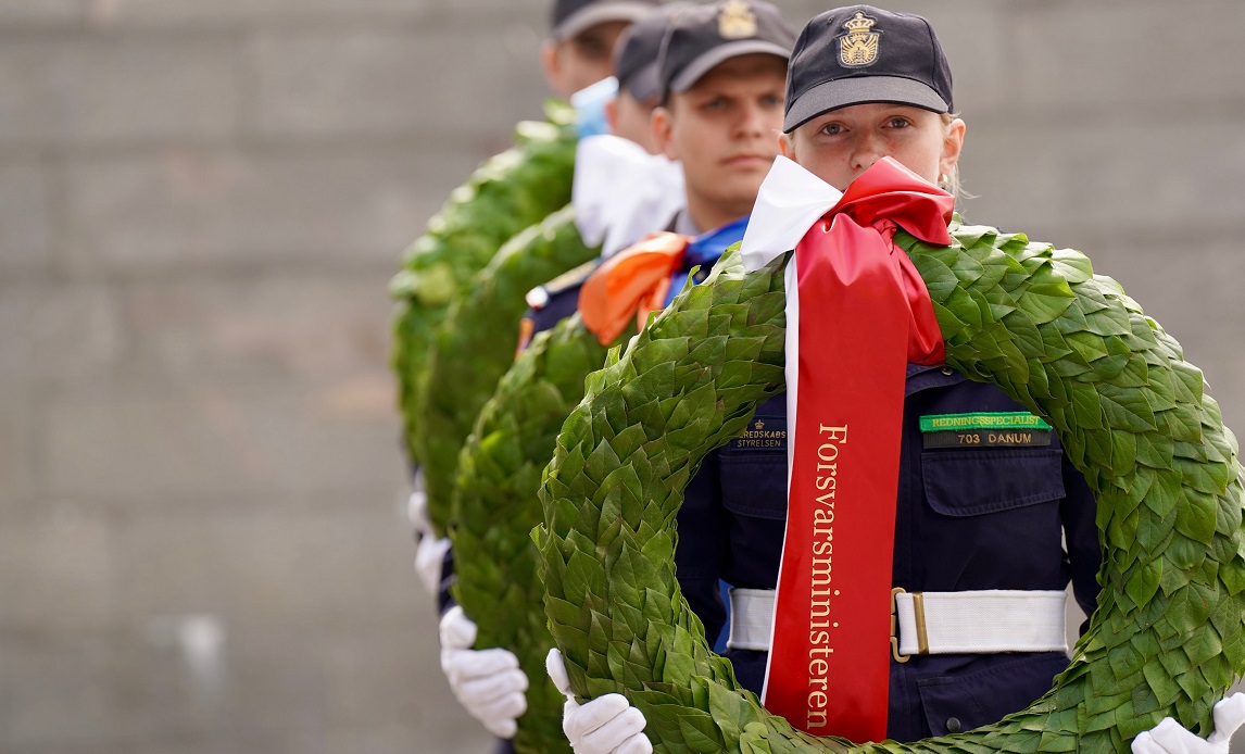 Kranse ved veterandag 2024.