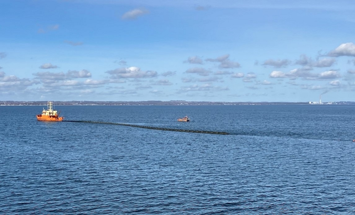 Miljøskib, flydespærring og lægtvandsfartøj.