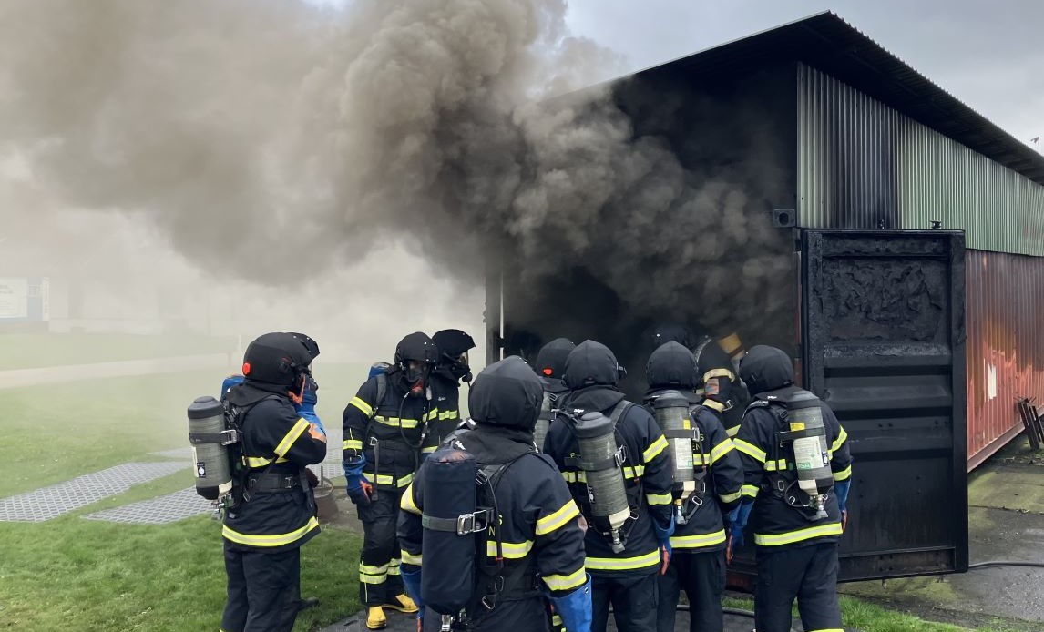 Overtændingscontainer
